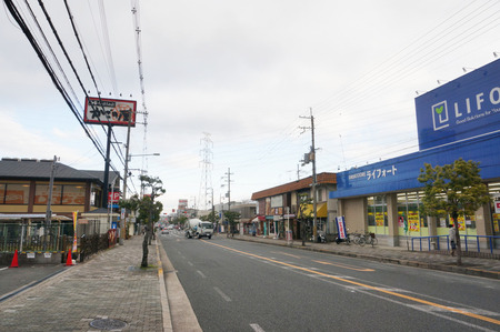 ライフォートくずは南店131224-05