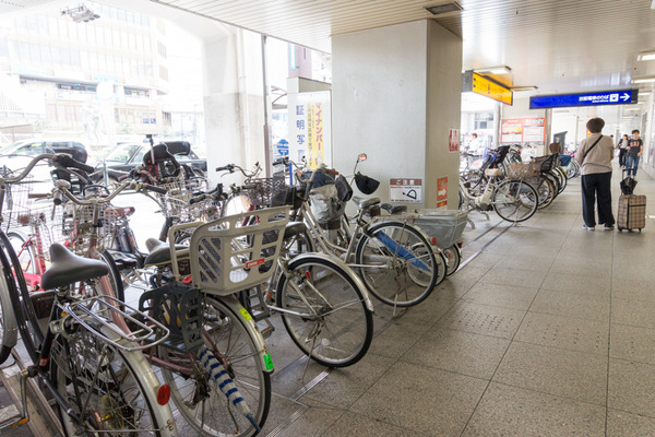 枚方市駅駐輪場-16101732