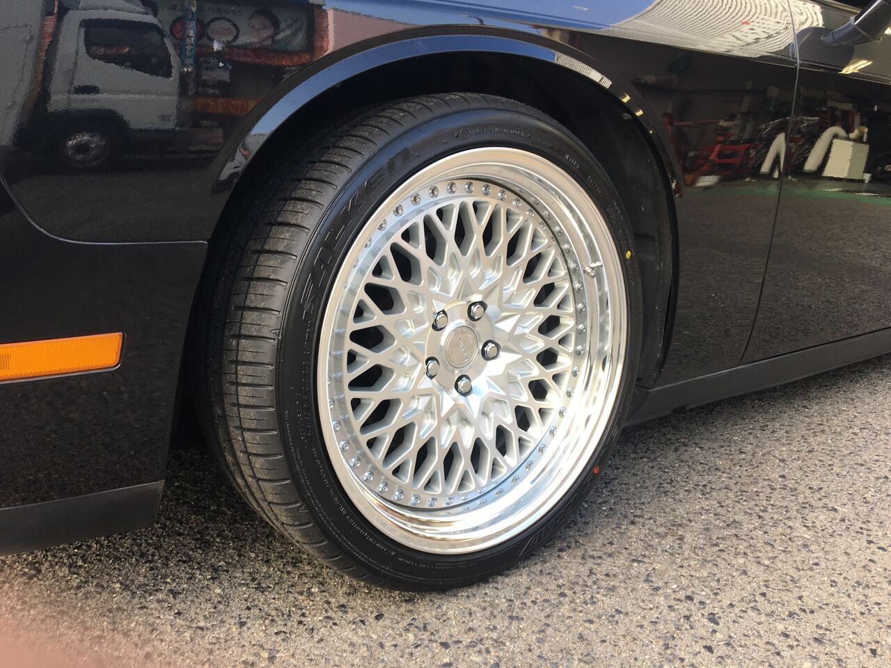 ダッチ チャレンジャーにワークホイール20インチ装着 : 平山