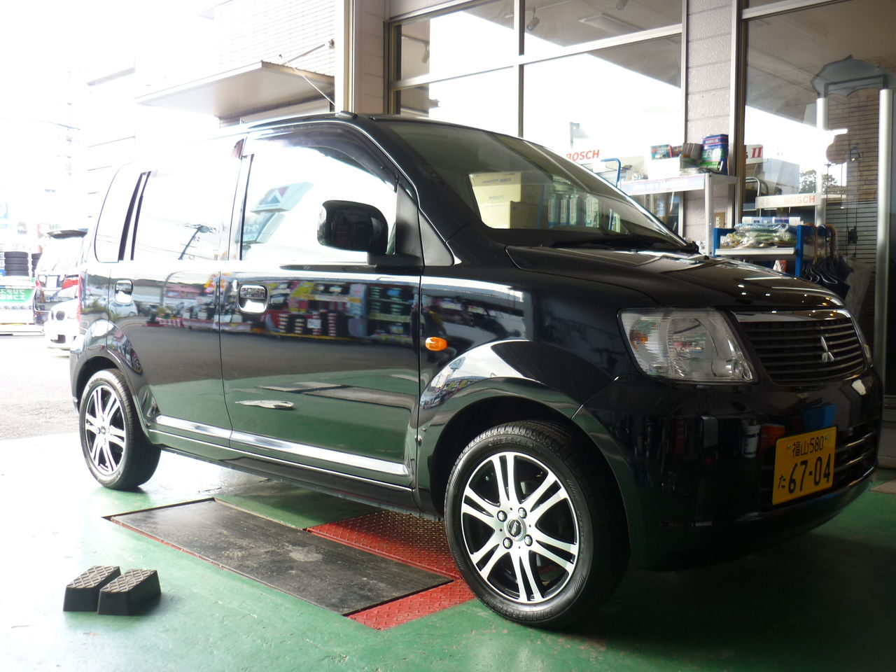 ミツビシ ekワゴン H81W 14in装着車 HOT STUFF プレシャス HM-3 メタリックBK/ポリッシュ ヨコハマ ブルーアース AE-01 165/50R15 15インチ サマータイヤ ホイール セット 4本1台分 ミツビシ ekワゴン H81W 14in装着車 HOT STUFF プレシャス HM-3 メタリックBK/ポリッシュ ヨコハマ ブルーアース AE-01 165/50R15 15インチ サマータイヤ ホイール セット 4本1台分