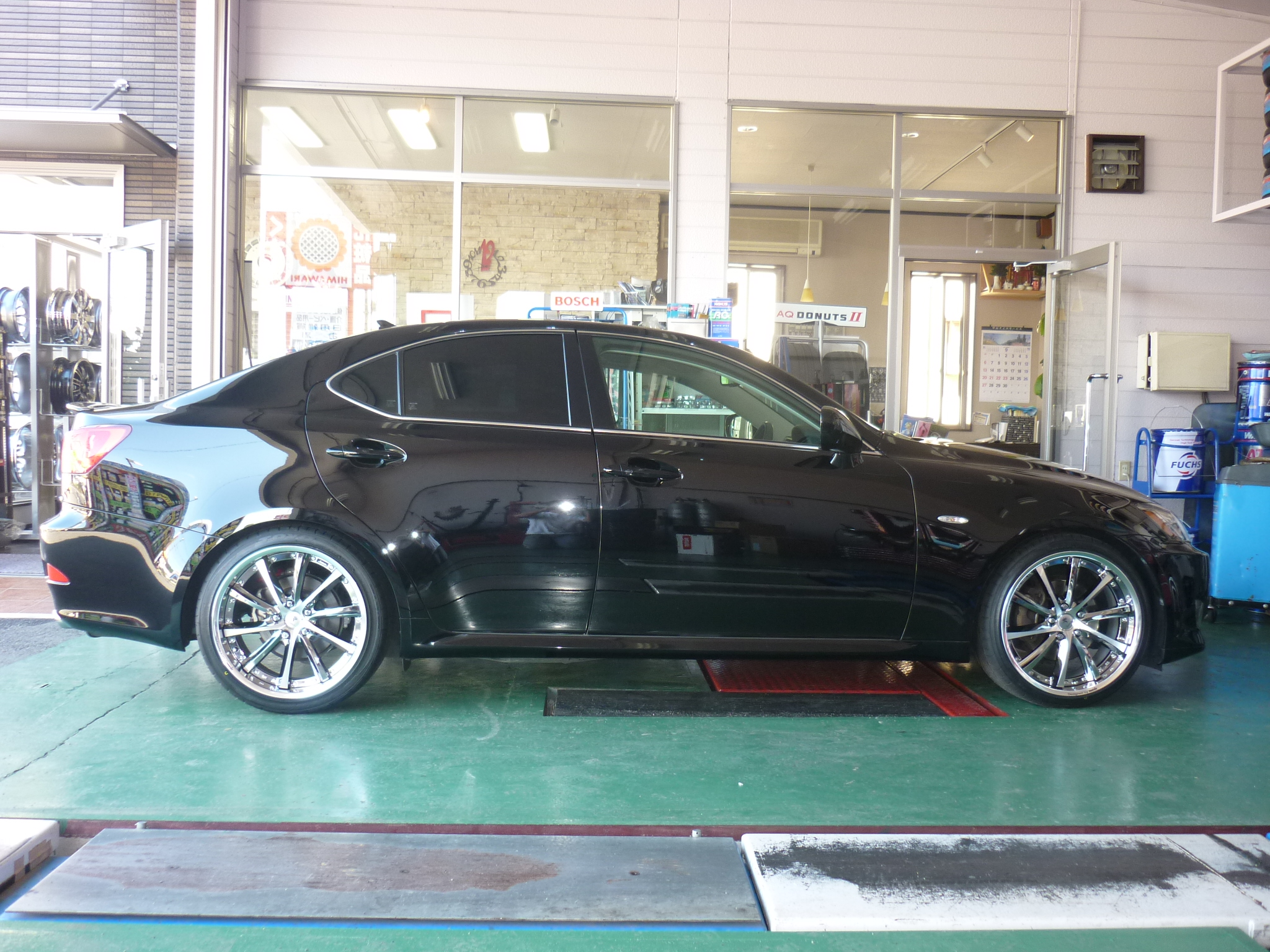 レクサスIS バージョンSに19インチ装着 : 平山タイヤサービス＊店長の