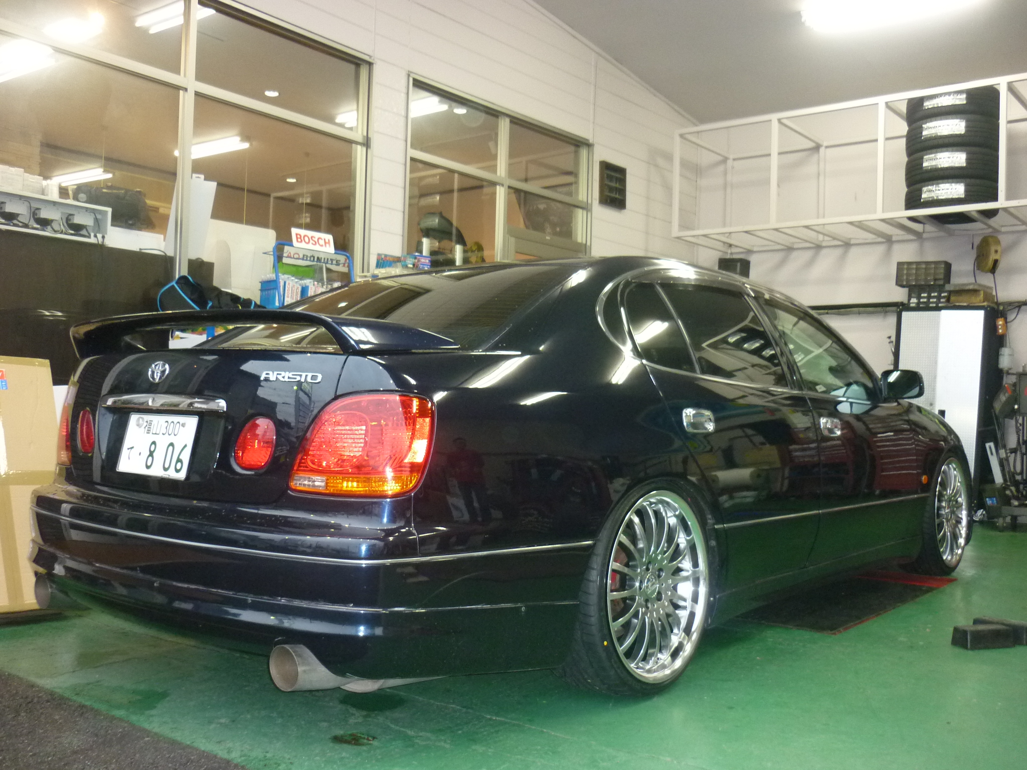 jzs161アリストにカールソンインチ装着 平山タイヤサービス 店長の独り言 jzs161アリストにカールソンインチ装着 平山タイヤサービス 店長の独り言