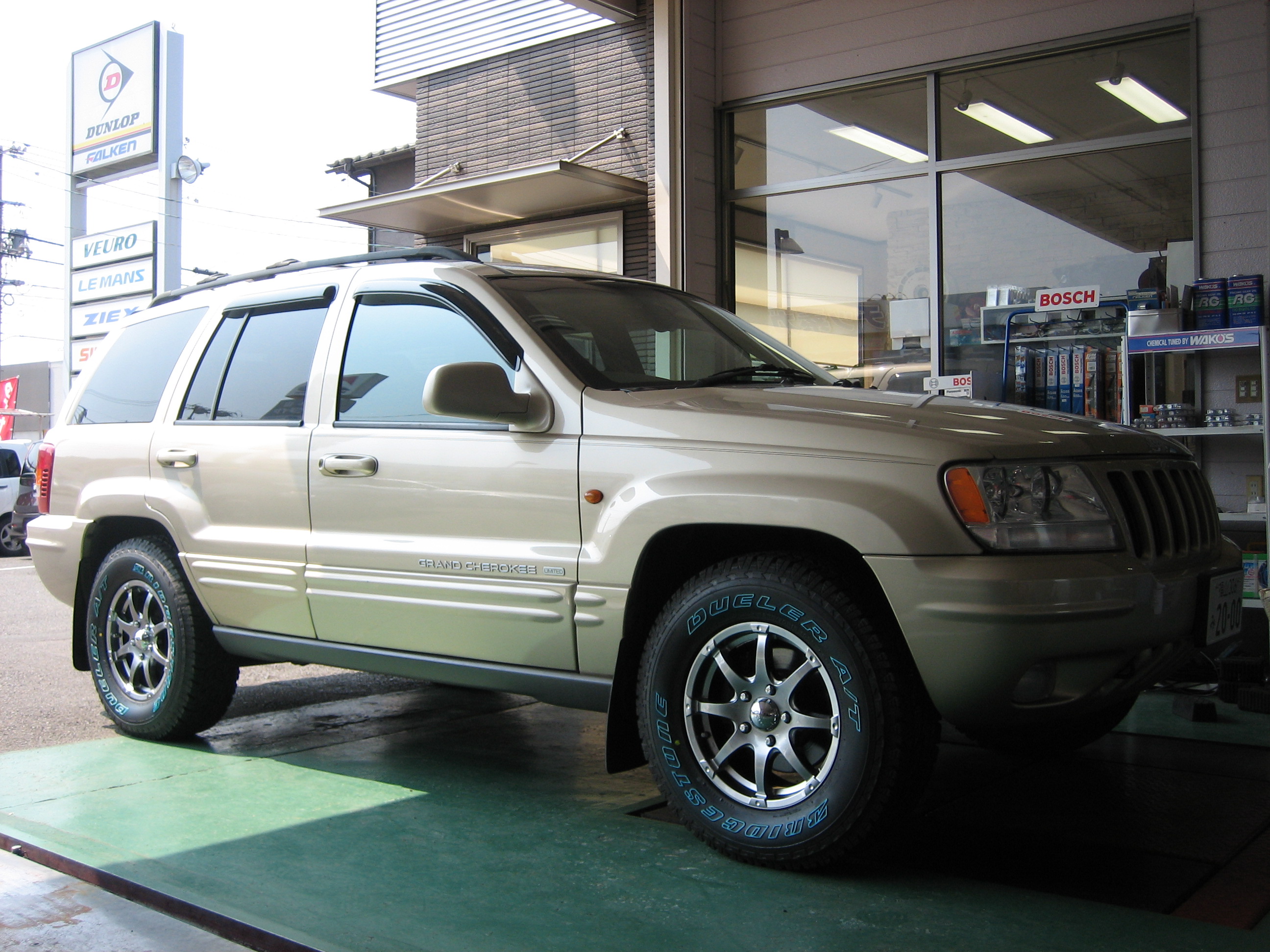 クライスラー/ジープ グランドチェロキー(4.7) WJ40/WJ47(99〜05) ディクセルブレーキパッド 前後セット Xタイプ 1910945/1950791(要詳細確認) ジープ グランドチェロキーWJ モデル(4.7) 型式(GF-WJ47 GH-WJ47) 年式