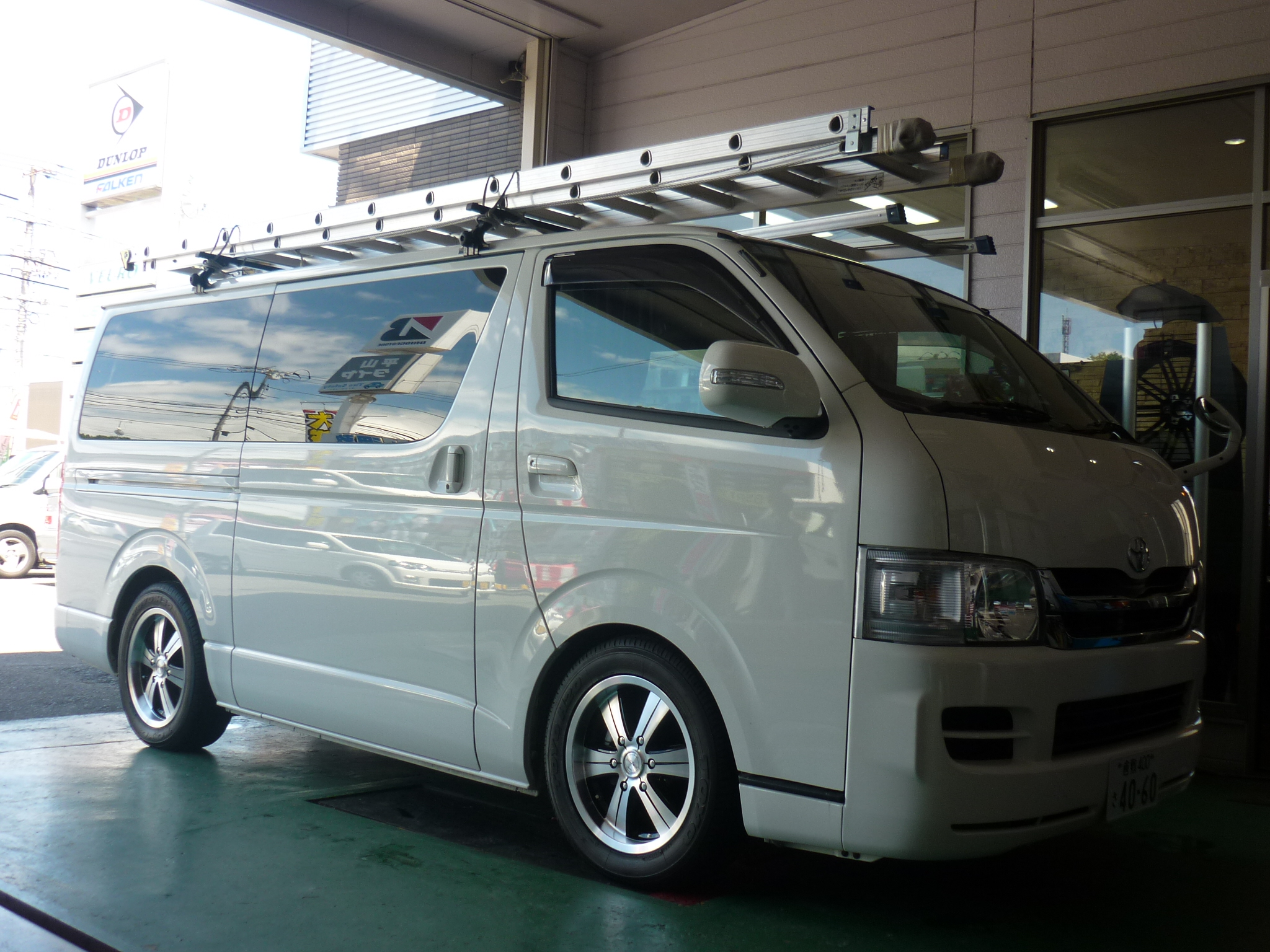 ハイエース200系　17インチ　9部山 ハイエース200系 17インチ 9部山