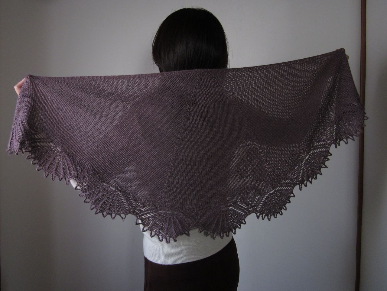 アルル中細　アルパカ100％　毛糸ピエロ　10玉 毛糸ピエロ Arles(アルル)中細 ベビーアルパカ100％ 30g 9玉 日本語翻訳