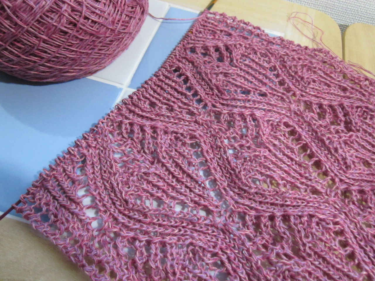 Ullcentrum Linea で編む レースショールキット 途中経過１ 5模様分 あみねこblog