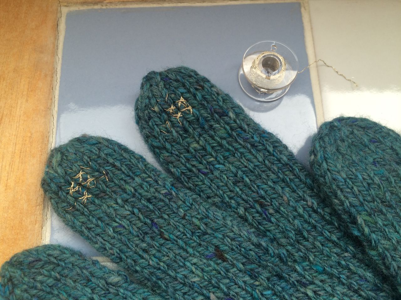 嶋田俊之 手編みのてぶくろ から 基本の5本指の手袋 完成 あみねこblog