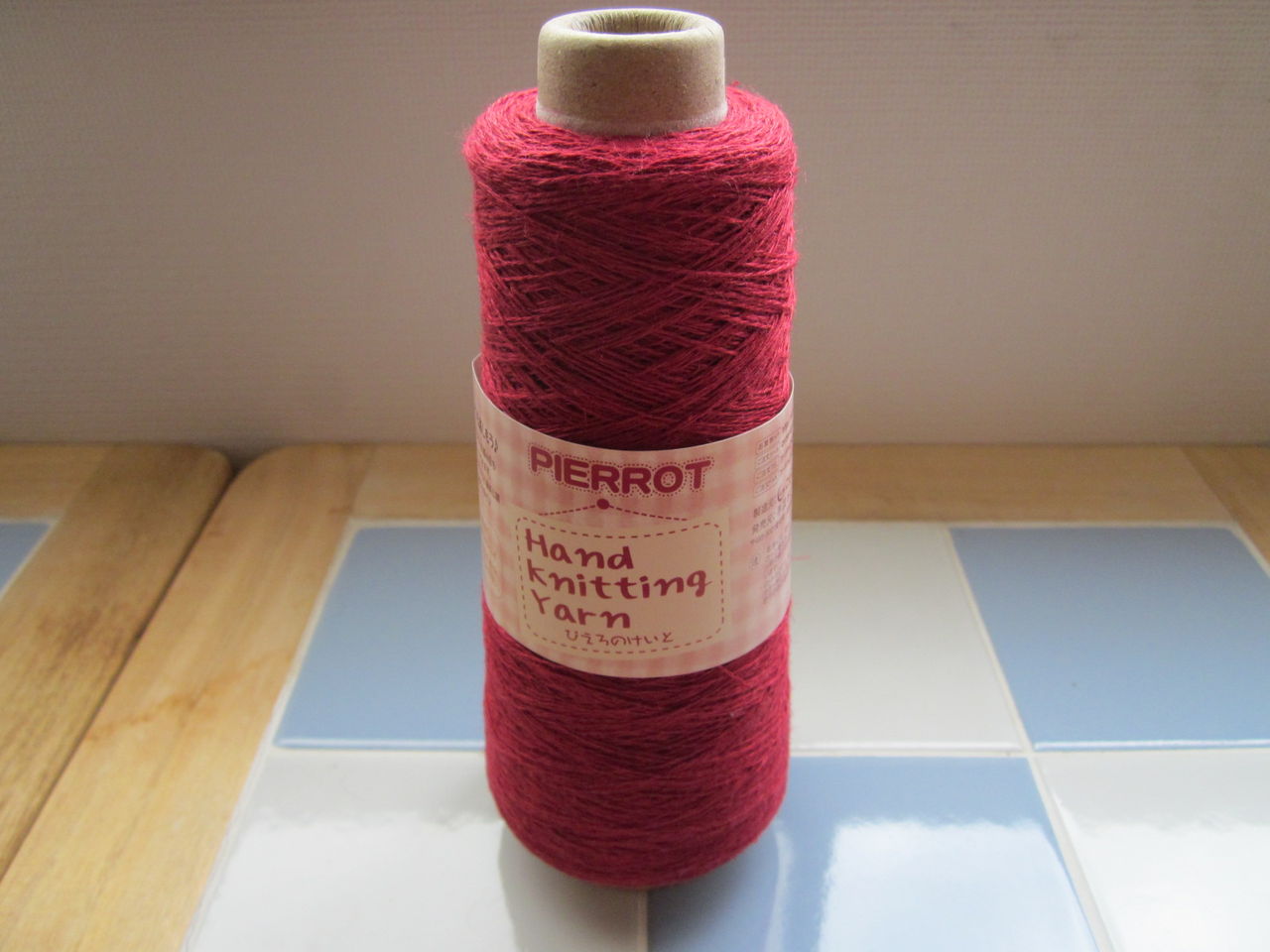 シルク100% 赤 レース手編み ショール（ピンク×赤系♡三角ショール  