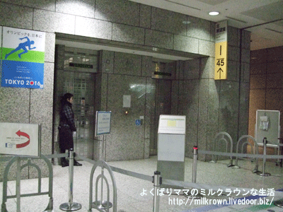 ����١�����