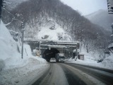 夜中の関山トンネル
