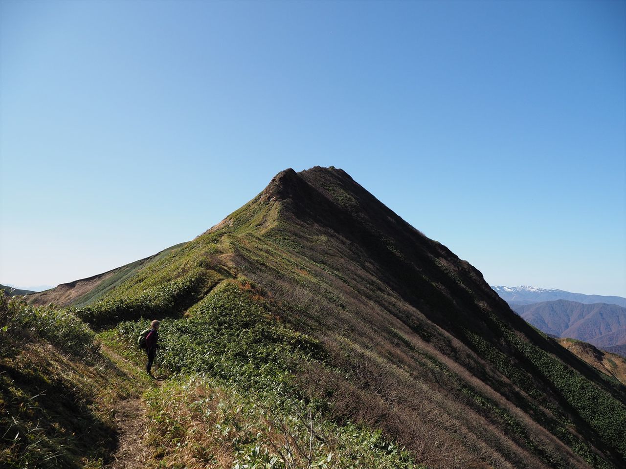 晩秋の谷川岳 快晴だったのでオジカ沢ノ頭まで行ってきました 山 と 柴犬 晩秋の谷川岳 快晴だったのでオジカ沢ノ頭まで行ってきました 山 と 柴犬