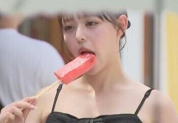 福岡を歩いてるその辺の女、エロ杉ｗｗｗ