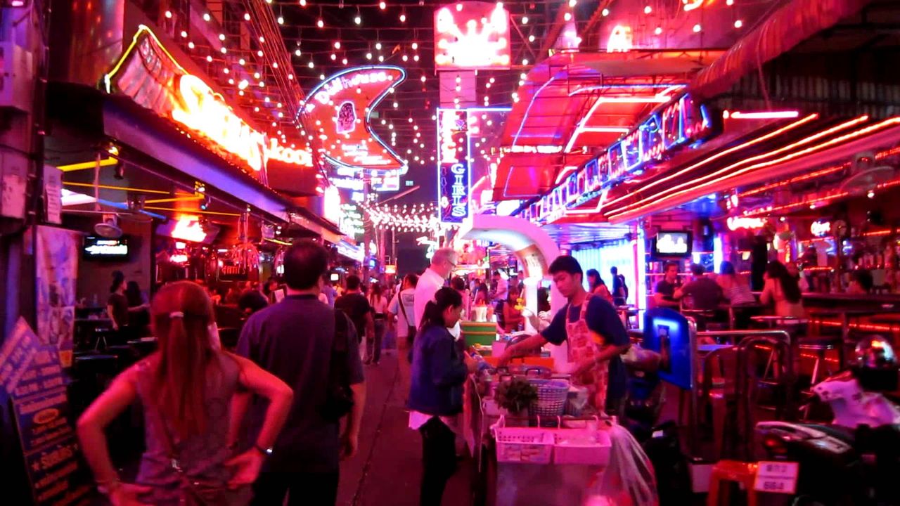 タイを満喫 初めての夜遊び編 観光客だらけのカオサン通り sawadhikapp タイ奮闘記 タイを満喫 初めての夜遊び編 観光客だらけのカオサン通り sawadhikapp タイ奮闘記