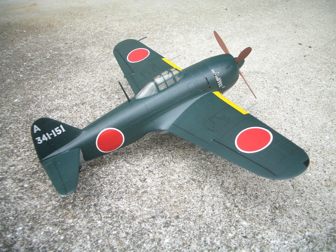 鶉野飛行場跡の紫電改とアリイの紫電！ : 模型の煮物
