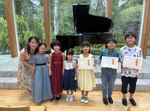 0275D53E-C488-498B-AF6D-B574890D6EF4