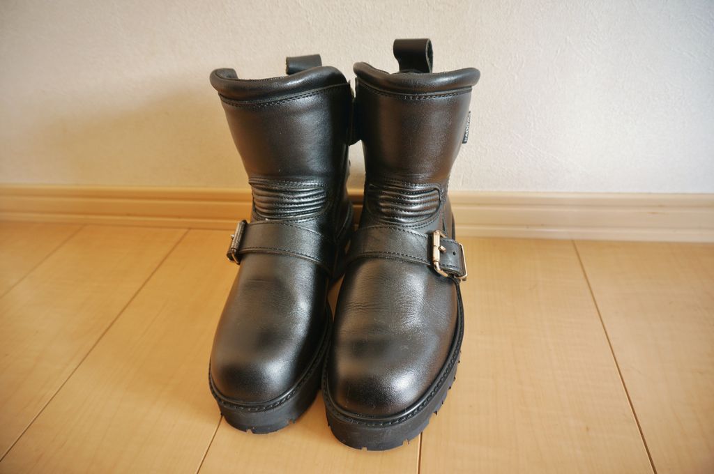 KADOYAブラックアンクルブーツA」ってさ・・・ : モトVTRスタート！