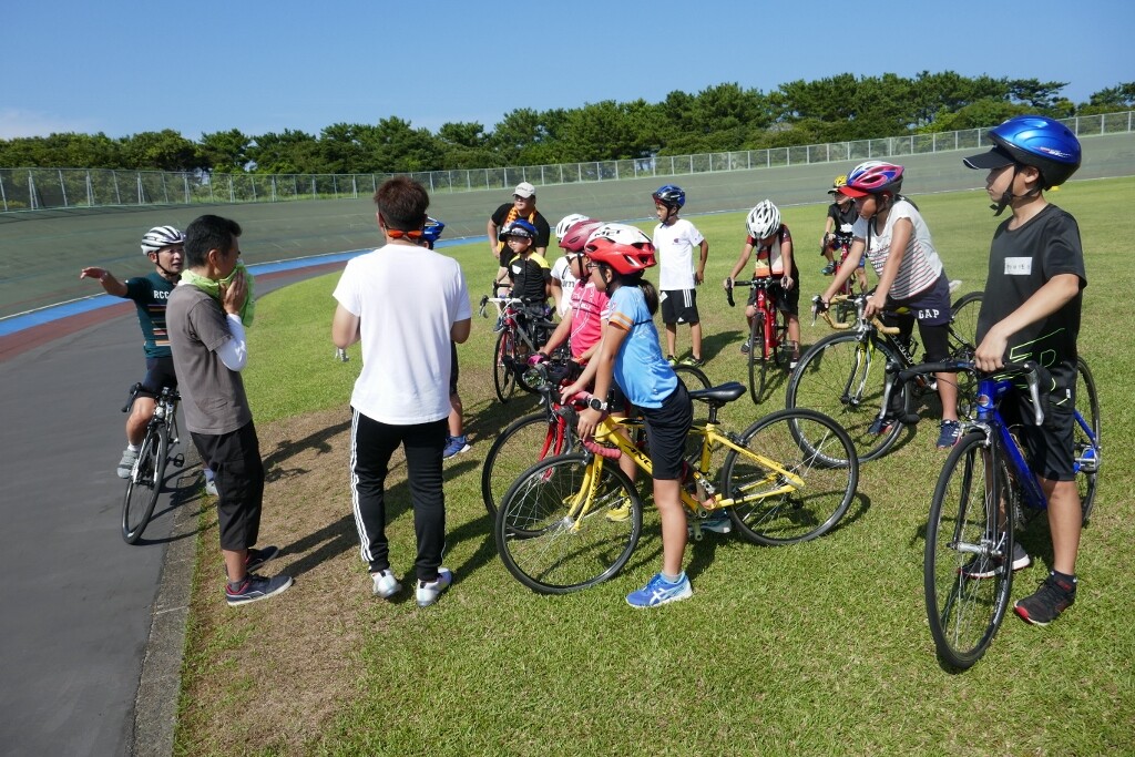 自転車 バンク