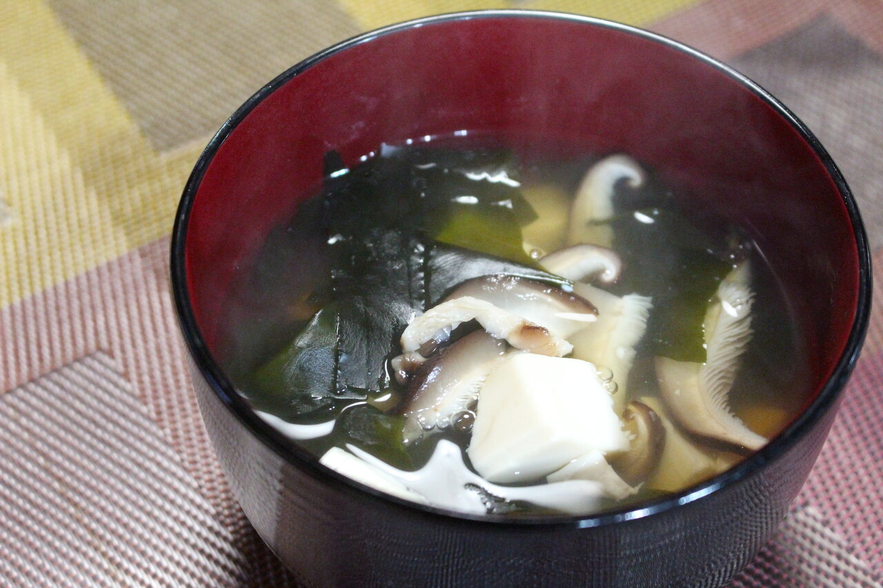 365日汁物レシピno 340 椎茸とわかめのすまし汁 かごっまおごじょ 西ひろみ のお気楽日記