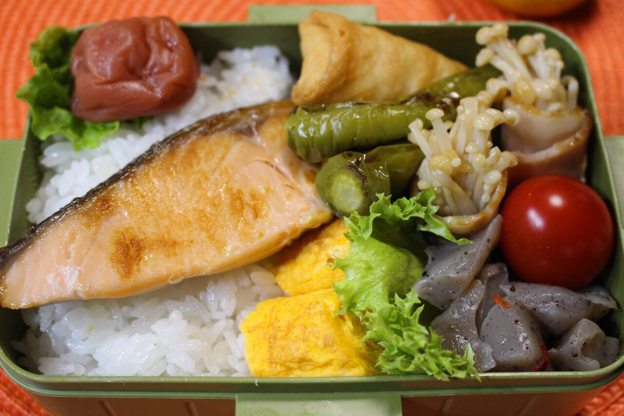 焼き鮭 弁当 かごっまおごじょ 西ひろみ のお気楽日記 焼き鮭 弁当 かごっまおごじょ 西ひろみ のお気楽日記