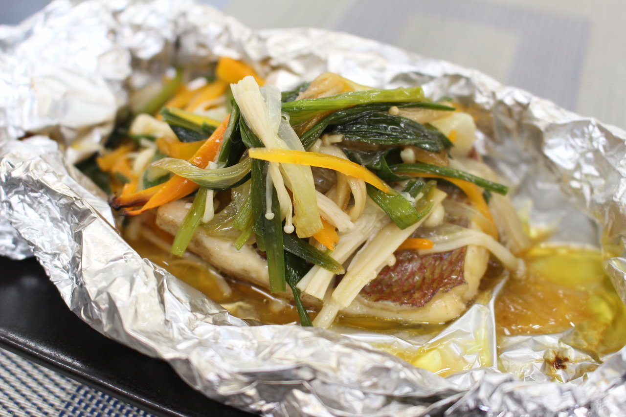 365日糖質オフレシピno 92 鯛のホイル焼き かごっまおごじょ 西ひろみ のお気楽日記 365日糖質オフレシピno 92 鯛のホイル焼き かごっまおごじょ 西ひろみ のお気楽日記