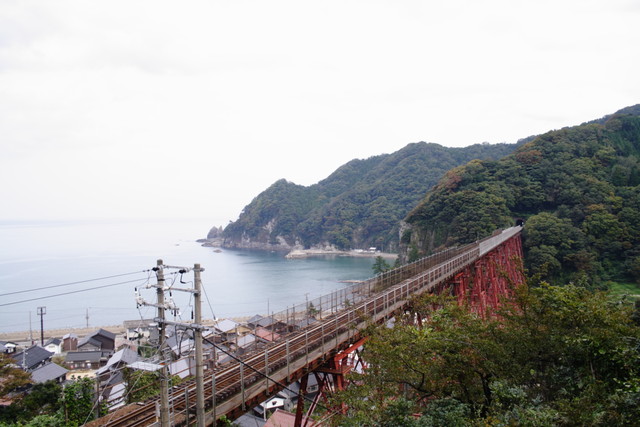 餘部鉄橋と鎧駅 Hiromuha 餘部鉄橋と鎧駅 Hiromuha