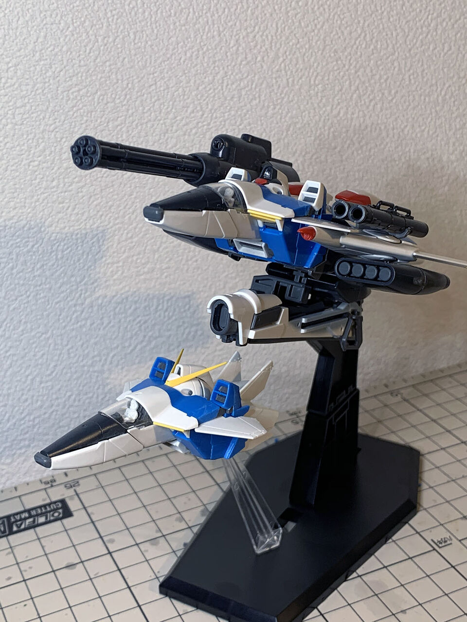 MG ヴィクトリーガンダムver.Ka その5（2019年11月17日） : 積み、組み