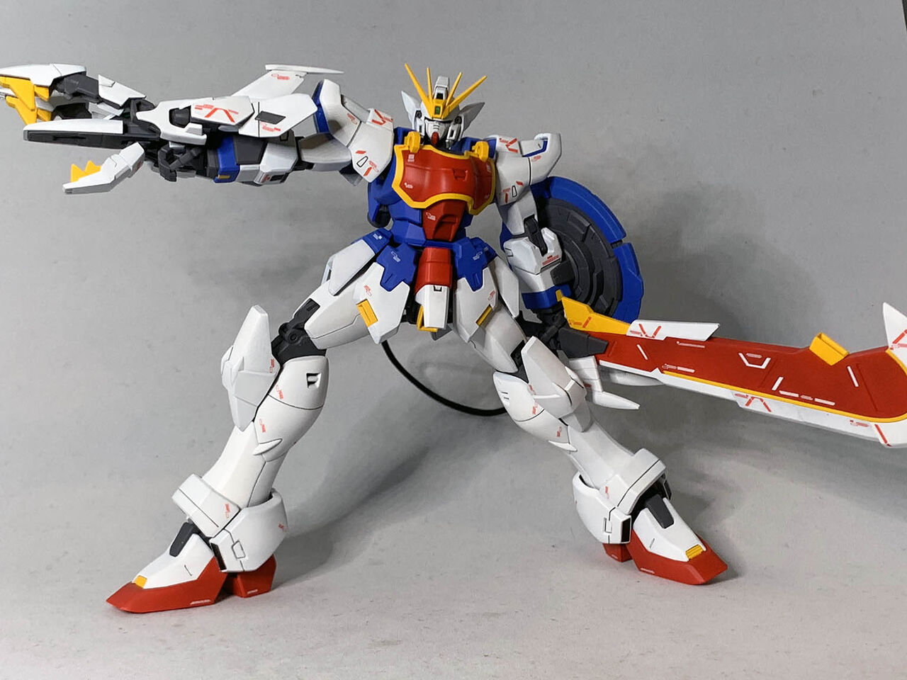 MG シェンロンガンダムEW(タウヤー装備) アルトロンEW 拡張パーツ付き MG 1/100 シェンロンガンダム EW （タウヤー装備）｜バンダイ