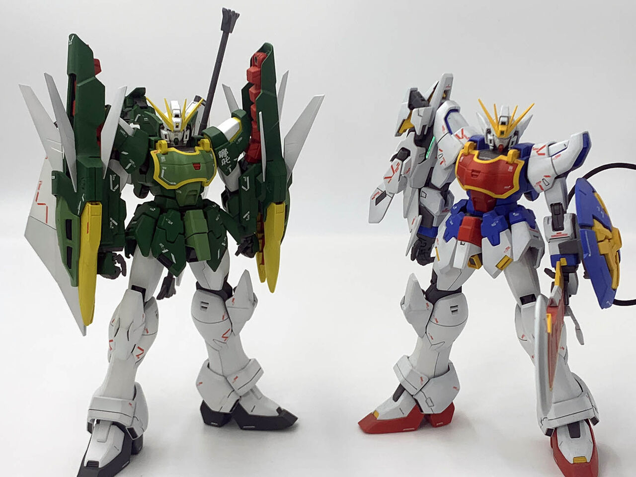 MG 1/100 アルトロンガンダム EW