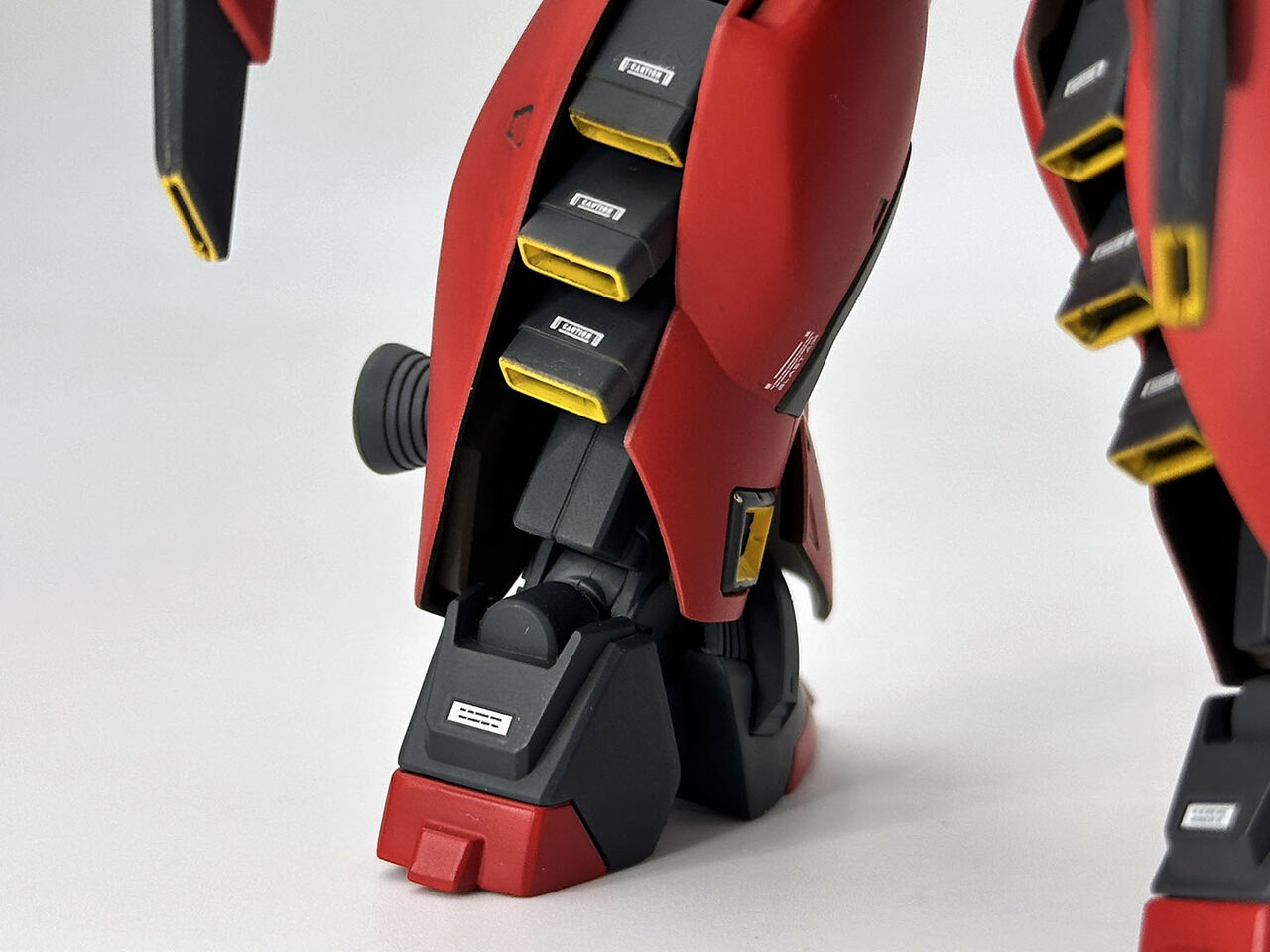 RE/100 1/100 ビギナ・ゼラ プラモデル(ホビーオンラインショップ限定) Amazon | RE/100 1/100 ビギナ・ゼラ | プラモデル 通販