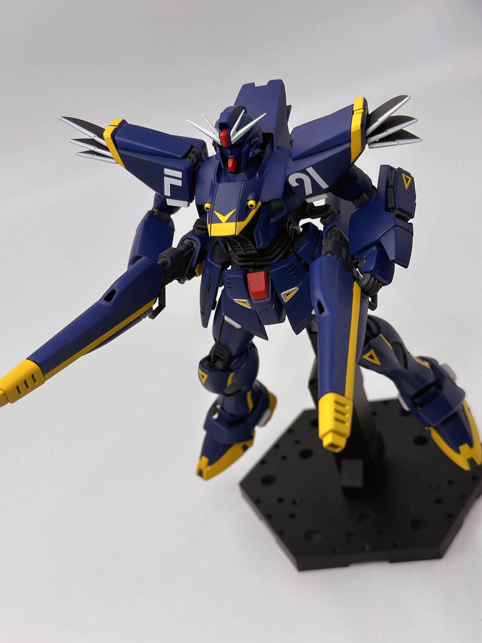 MG ガンダム F91 Ver.2.0 ハリソンマディン 専用機 MG ガンダムF91 Ver.2.0（ハリソン・マディン専用機） レビュー