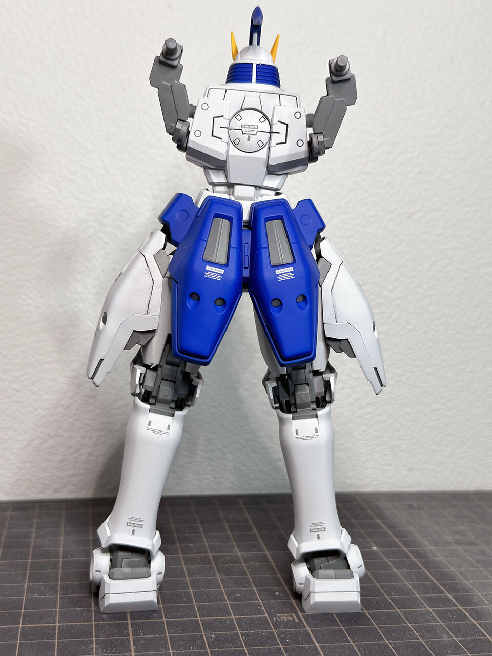 MG トールギスIII エアブラシ塗装品 MG トールギスIII その5（2024年10月04日） : アラフォーがプラモに