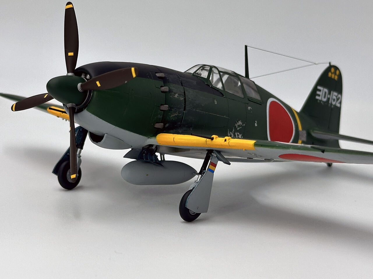 ハセガワ1/48局地戦闘機「雷電」完成品 mqdefault.jpg