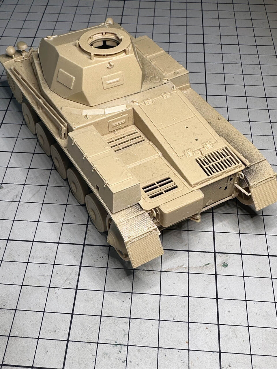 アカデミー 1/35 II号戦車F型 その1（2022年12月07日） : 積み、組み