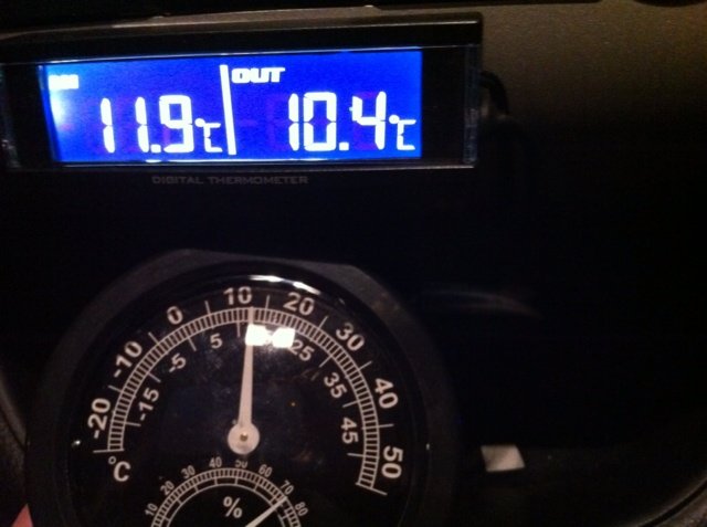 車内外温度計 カシムラak109 車内温度の正確性 ひろぺいんのブログ