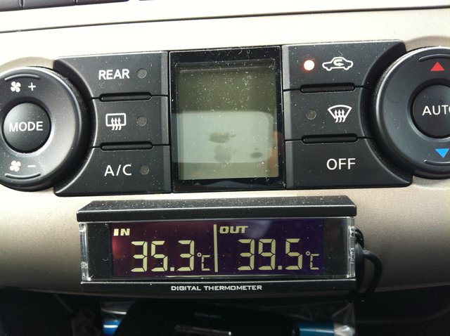 車内外温度計 カシムラak109 装着作業編その１ ひろぺいんのブログ