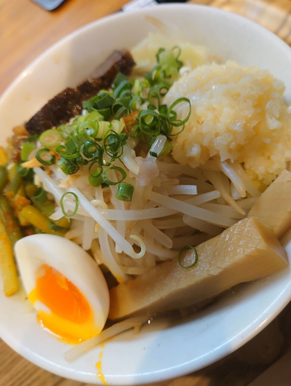 僕家のらーめんおえかき 三ケ日牛二郎 並 にんにくの芽キムチ 浜松浜北区於呂 らぁめん大好きブログ ヒロ