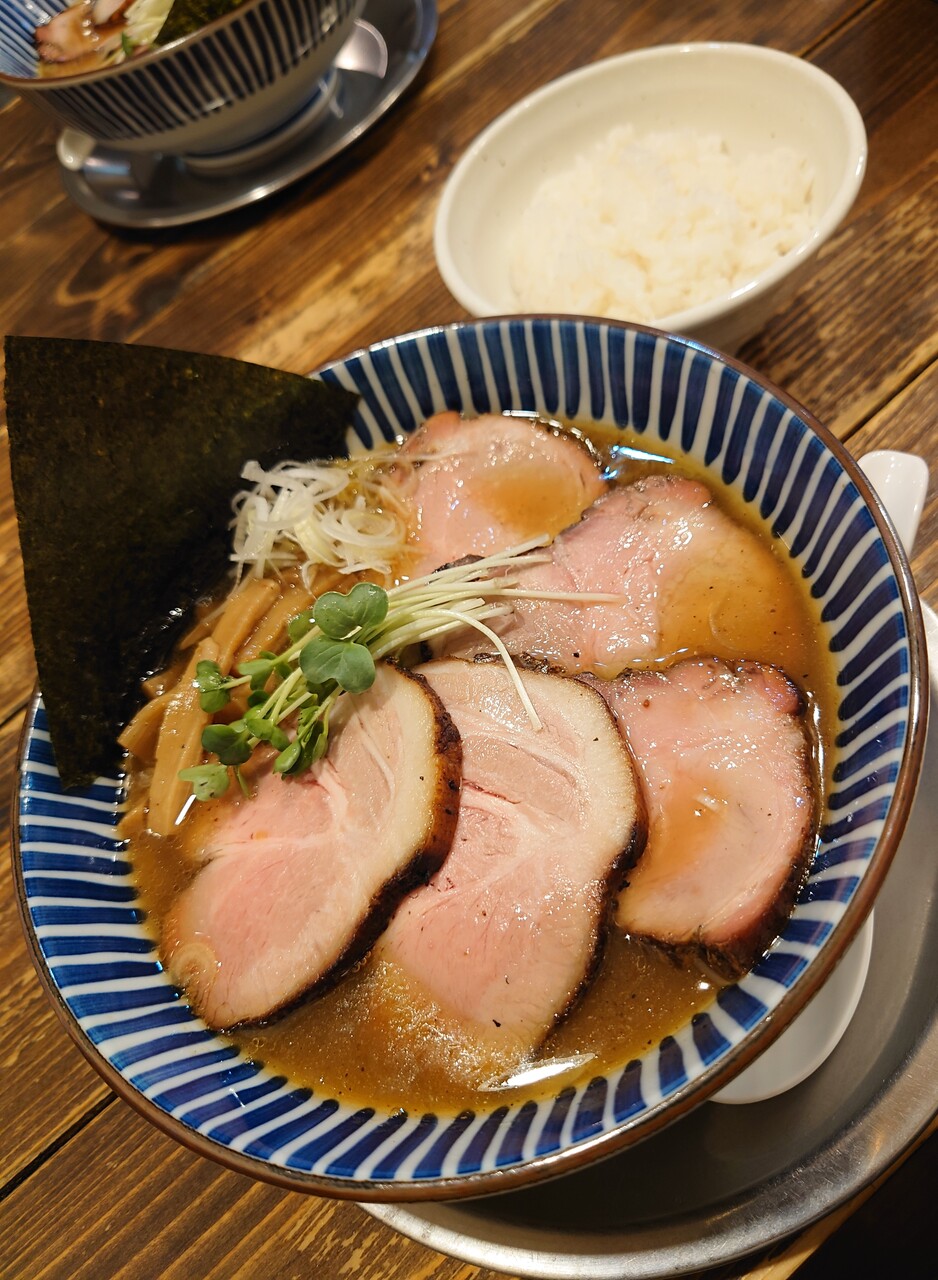 豚そば一番星 焼き豚中華そば 静岡市葵区馬場町 らぁめん大好きブログ ヒロ 豚そば一番星 焼き豚中華そば 静岡市葵区馬場町 らぁめん大好きブログ ヒロ