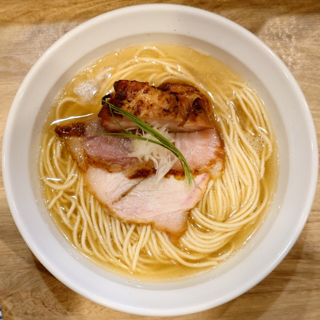 麺座壬土（めんざみつ）【ノドグロ煮干出汁の塩そば＋焼豚丼】＠浜松市