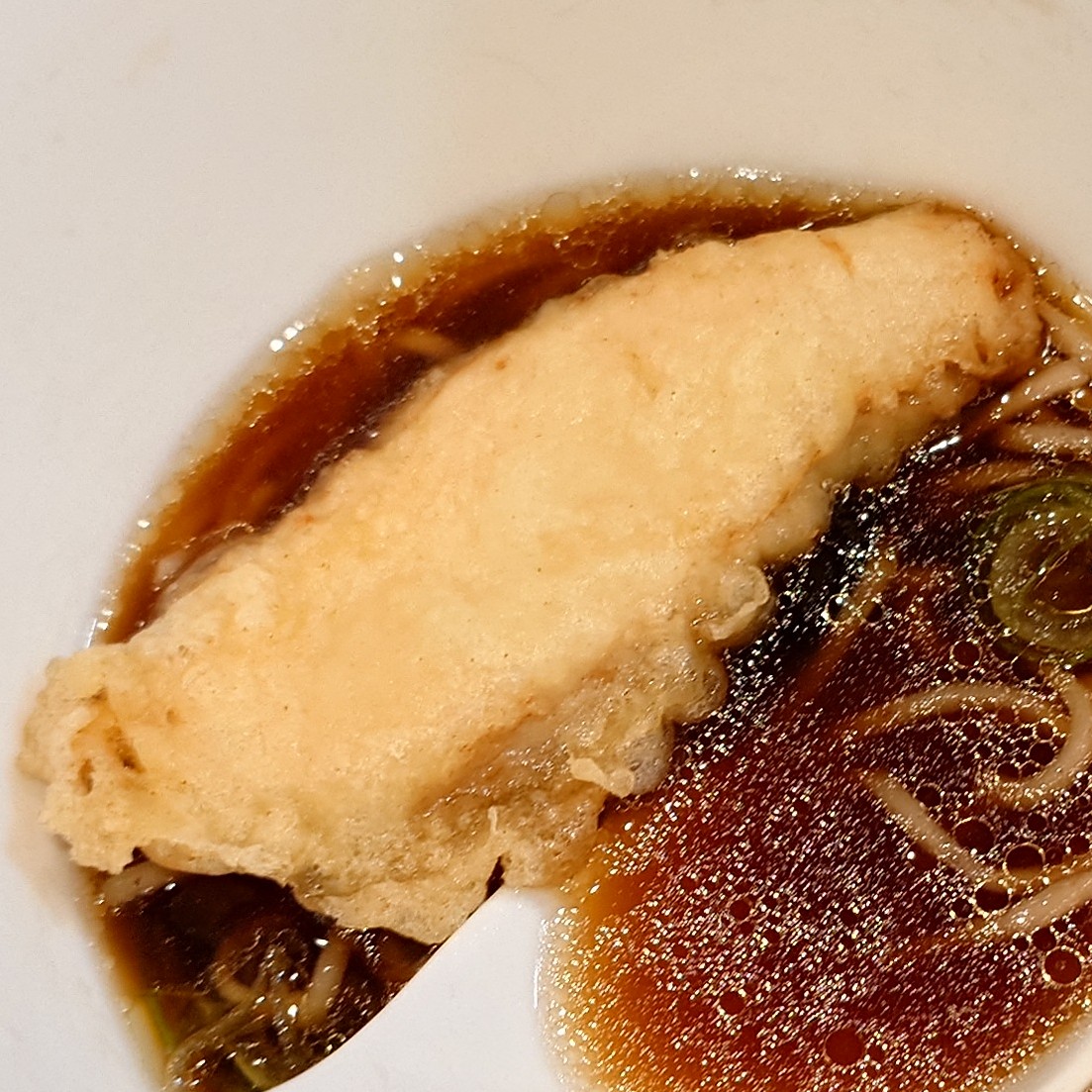 Noodle Dishes 粋蓮華【温かしわ天NOODLE醤油＋温玉キーマカレー
