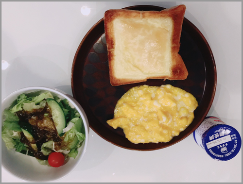 朝食