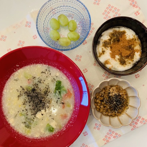 朝食