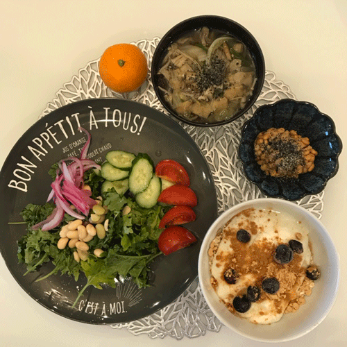 朝食
