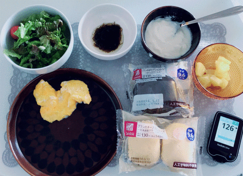 朝食