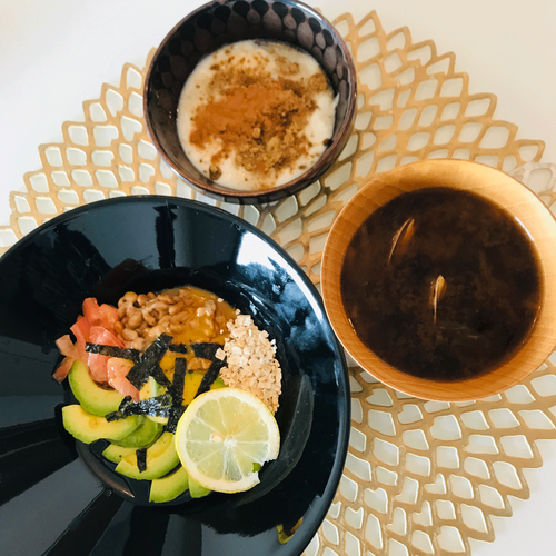 朝食