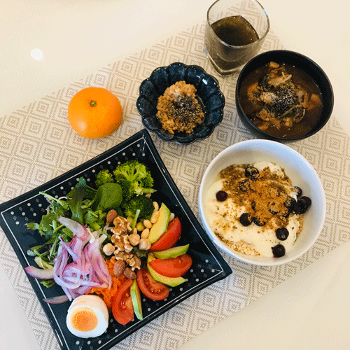 朝食