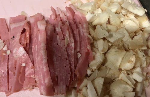 ベーコンとマッシュルーム石づき