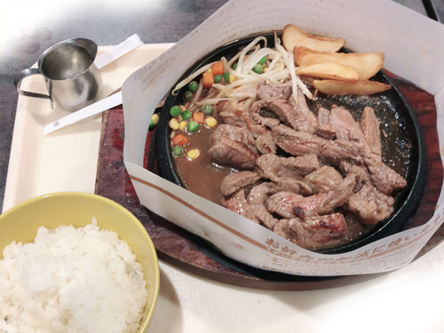 夕食