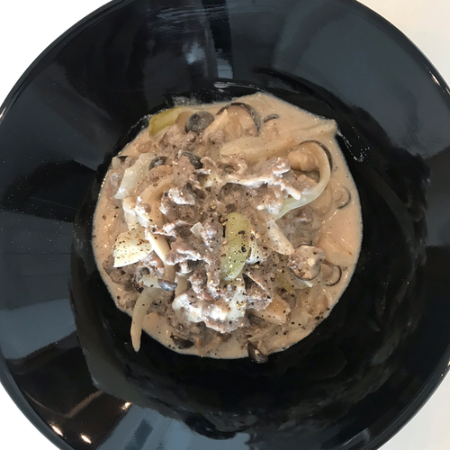 牛肉とキノコのクリーム煮