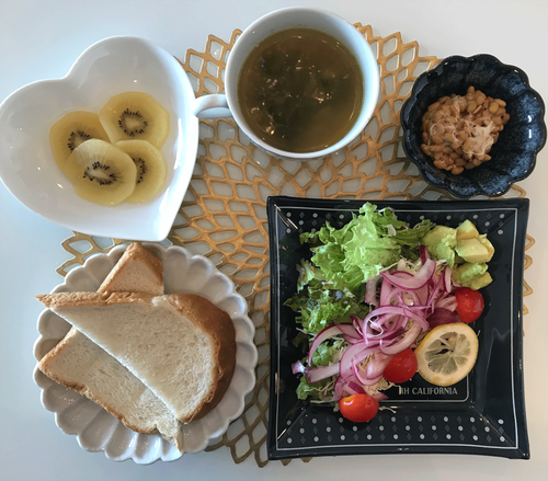 朝食