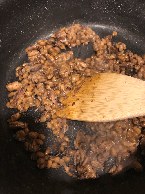 イワシ缶納豆しそ炒め１